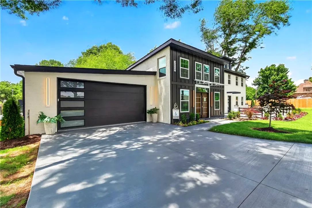 Beauty4Ashes Construction Wins Two of Northwest Arkansas' Highest Honors at the 2026 Parade of Homes